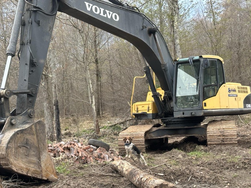 Backwell heavy equipment ready for excavation and site work projects in CNY