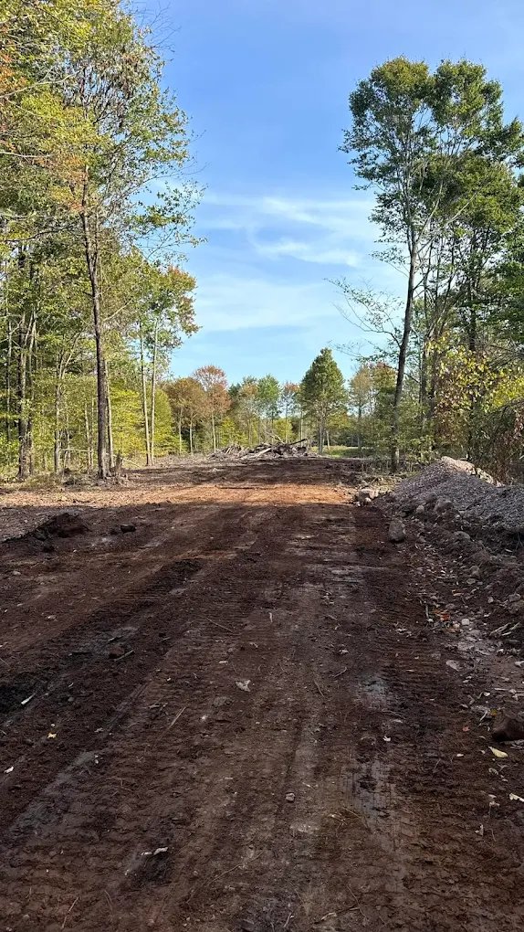 Solar access-road construction