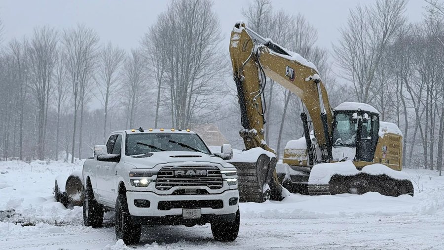 Backwell crew responding on a winter demolition call